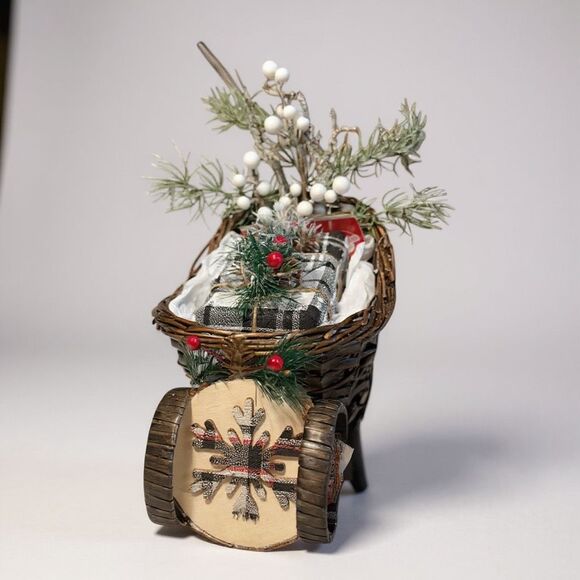 Holiday Christmas Sleigh - Picture 5 of 6